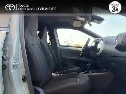 Photo 5 Toyota Aygo  X 116h Graphic
