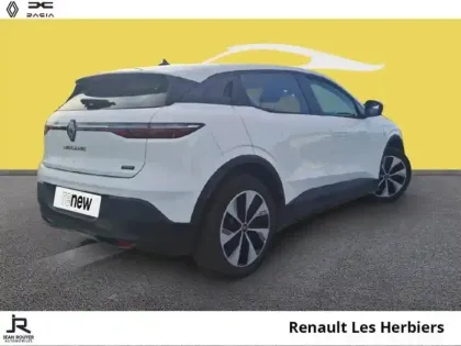 Photo 11 Renault Megane  E-Tech Electric EV60 130ch Evolution ER super charge -C