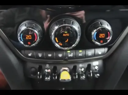 Photo 8 Mini Countryman  Cooper SE 125ch + 95ch Edition Premium ALL4 BVA6
