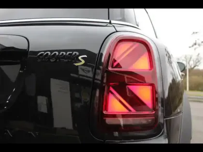 Photo 32 Mini Countryman  Cooper SE 125ch + 95ch Edition Premium ALL4 BVA6