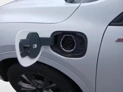 Photo 9 Ford Kuga  2.5 Duratec 225ch PHEV ST-Line X BVA
