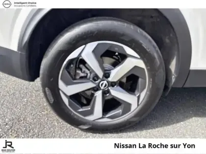 Photo 6 Nissan Qashqai  1.3 Mild Hybrid 140ch N-Connecta 2022