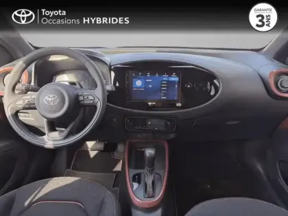 Photo 7 Toyota Aygo  X 116h Graphic