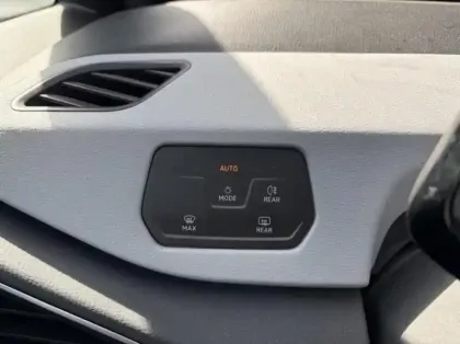 Photo 10 Volkswagen Id.3  145ch Pro 58 kWh