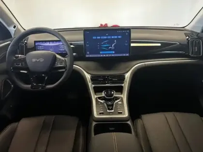 Photo 6 BYD Sealion 5  1.5 DM-i 212ch Comfort