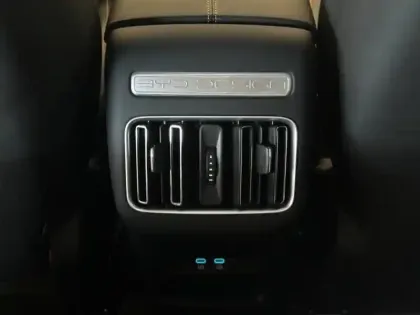 Photo 10 BYD Sealion 5  1.5 DM-i 212ch Comfort