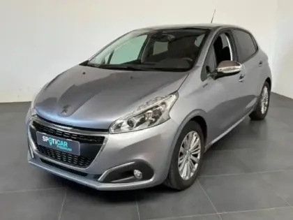 Photo Peugeot 208 Signature