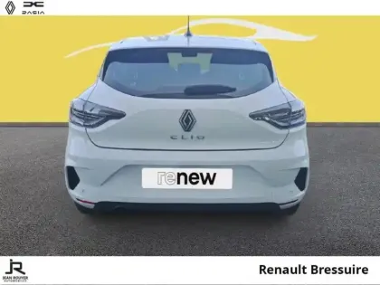 Photo 10 Renault Clio  1.5 dCi 100ch Evolution - 25