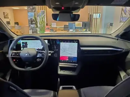 Photo 13 Mitsubishi Eclipse  Cross BEV 87kWh 218ch Invite+