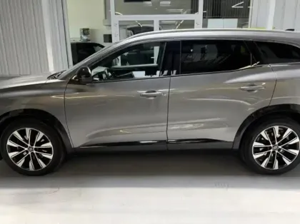 Photo 7 Renault Espace  1.2 E-Tech full hybrid 200ch Techno