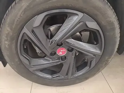 Photo 12 DS DS 3  Crossback PureTech 130 S&S EAT8