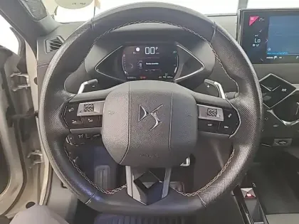 Photo 8 DS DS 3  Crossback PureTech 130 S&S EAT8