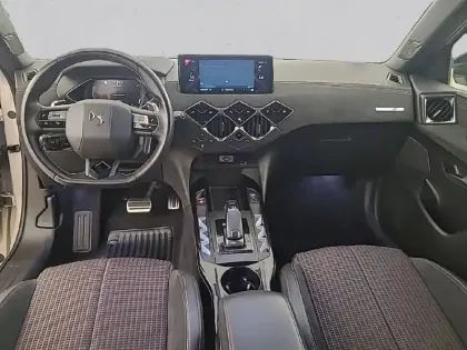 Photo 7 DS DS 3  Crossback PureTech 130 S&S EAT8