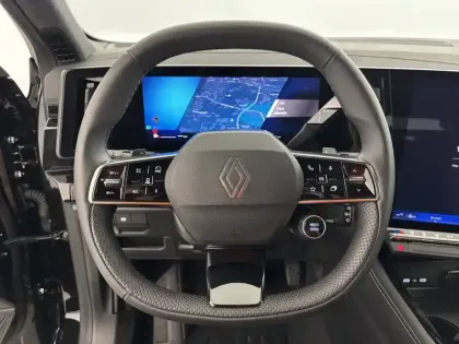 Photo 23 Renault Espace  E-Tech full hybrid 200 GSR2