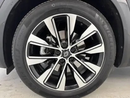 Photo 27 Renault Espace  E-Tech full hybrid 200 GSR2
