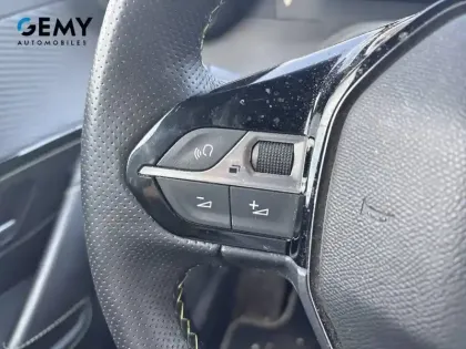 Photo 12 Peugeot 208  Electrique 50 kWh 136ch