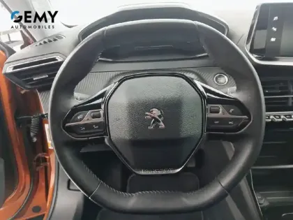 Photo 41 Peugeot 2008  Electrique 136 ch