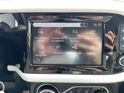 Photo 21 Renault Twingo  III E-Tech