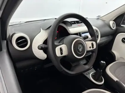Photo 23 Renault Twingo  III SCe 65