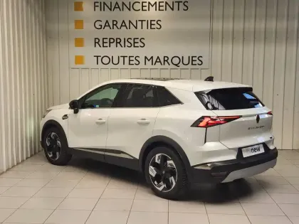 Photo 11 Renault Symbioz  E-Tech full hybrid 145