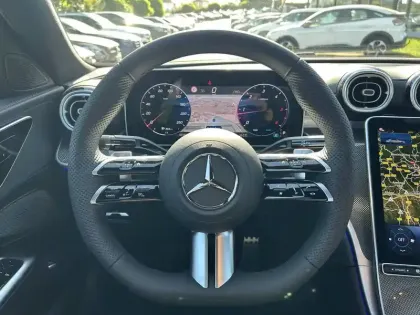 Photo 6 Mercedes Classe C  220 d 9G-Tronic