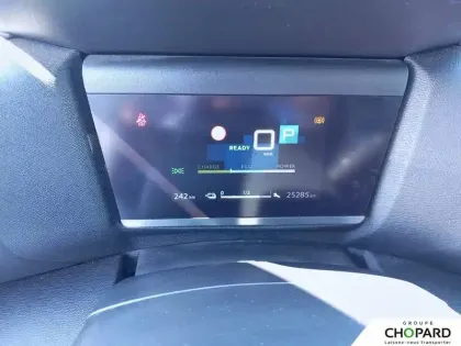 Photo 16 Citroën C4 e- 136 ch Automatique