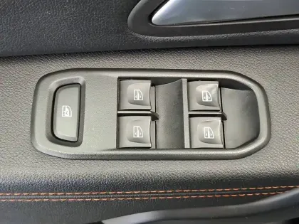 Photo 29 Dacia Duster  Blue dCi 115 4x2