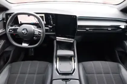 Photo 8 Renault Austral  mild hybrid 160 auto