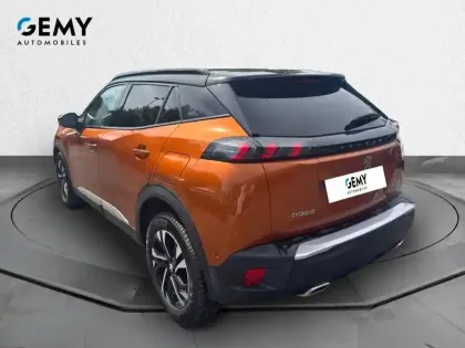 Photo 6 Peugeot 2008  PureTech 130 S&S BVM6