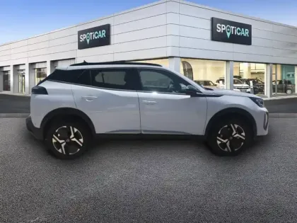 Photo 13 Peugeot 2008  Hybrid 145 e-DCS6