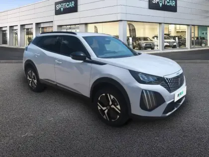 Photo 12 Peugeot 2008  Hybrid 145 e-DCS6