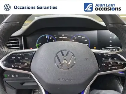 Photo 19 Volkswagen Touareg  3.0 V6 eHybrid 462 ch Tiptronic 8 4Motion