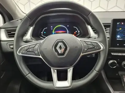 Photo 39 Renault Captur  E-Tech full hybrid 145