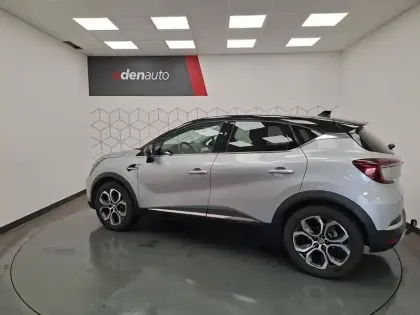 Photo 5 Renault Captur  E-Tech full hybrid 145