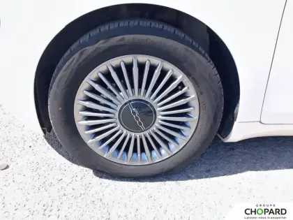Photo 20 Fiat 500  e 95 ch