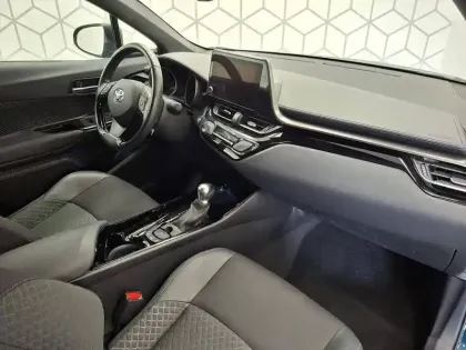 Photo 25 Toyota C-HR  Hybride 1.8L