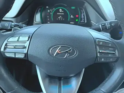 Photo Hyundai Ioniq Executive