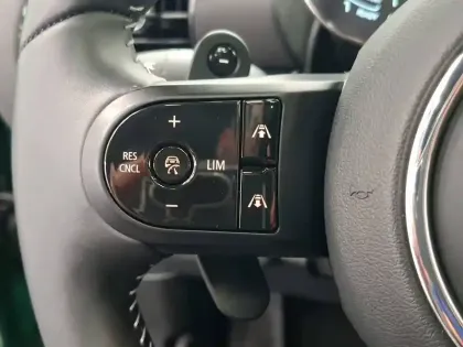 Photo 32 Mini Mini Clubman Cooper S 178 ch DKG7