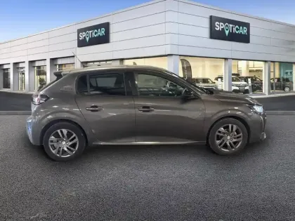 Photo 13 Peugeot 208  PureTech 75 S&S BVM5
