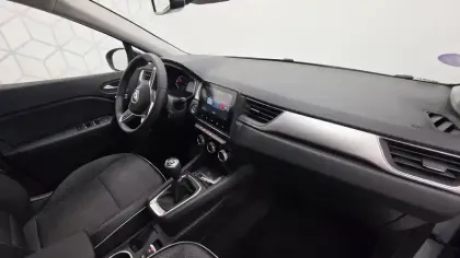 Photo 22 Renault Captur  mild hybrid 140
