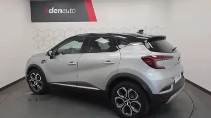 Photo 8 Renault Captur  mild hybrid 140