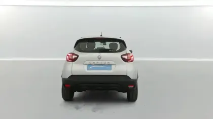 Photo 12 Renault Captur  TCe 90 - 19