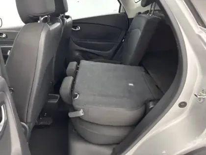 Photo 38 Renault Captur  TCe 90 - 19