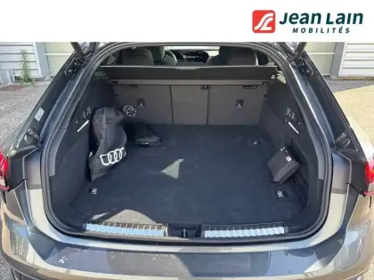 Photo 9 Audi A6  Avant e-hybrid 367 ch S tronic 7 Quattro