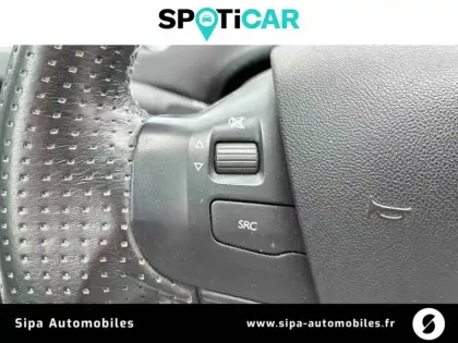 Photo 25 Peugeot 2008  BlueHDi 100ch S&S BVM5