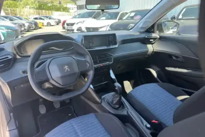 Photo 11 Peugeot 208  PureTech 75 S&S BVM5