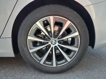 Photo 7 BMW Serie 3 Touring 318d 150 ch BVA8