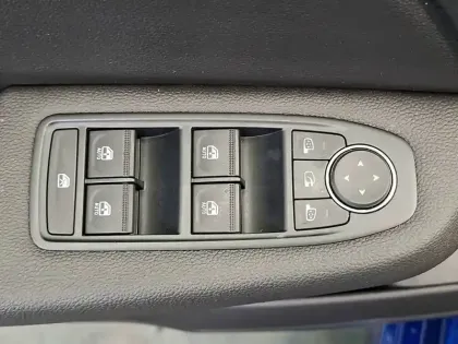 Photo 27 Renault Clio  E-Tech full hybrid 145