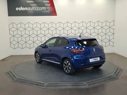 Photo 39 Renault Clio  E-Tech full hybrid 145