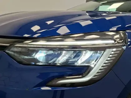 Photo 32 Renault Clio  E-Tech full hybrid 145